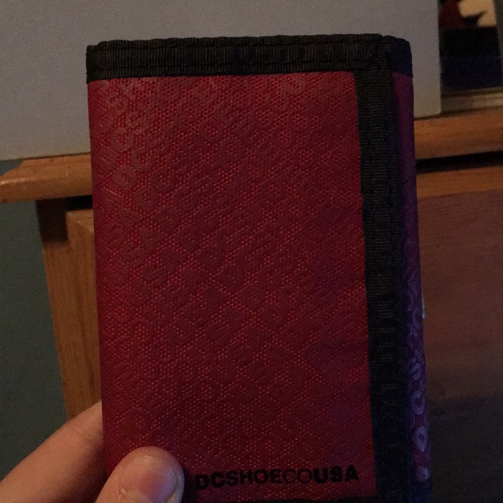 DC wallet